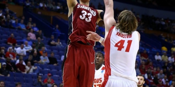 jrs低调看高清直播-疯狂三月来袭！独行侠晒出球员们大学时期帅照！