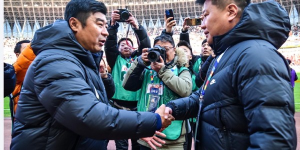 英超直播-1050万欧打水漂！李金羽一句话撕破中超新军遮羞布