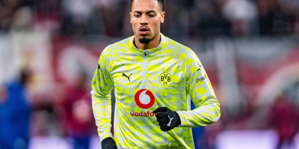 记者：恩梅查即将与多特续约至2030年，成为队内收入最高球员之一